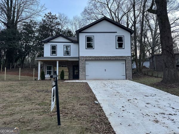 1031 Lakeshore Drive, Jonesboro, GA 30236