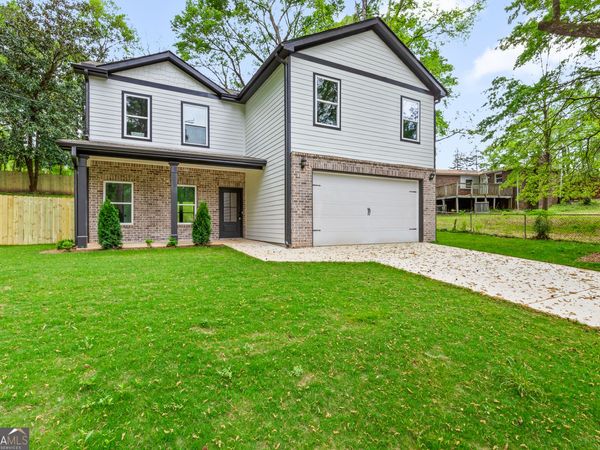 1031 Lakeshore Drive, Jonesboro, GA 30236