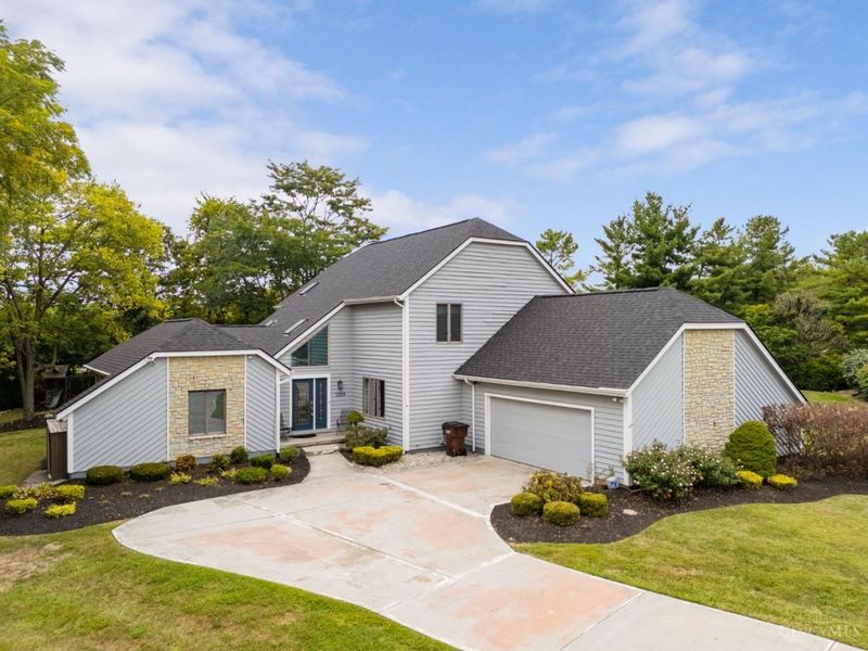 7229 W Hartford Court, West Chester, OH 45069 Photo 2