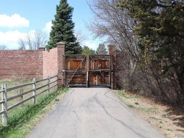 5260 S University Boulevard, Greenwood Village, CO 80121