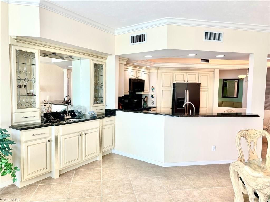 257 Barefoot Beach Blvd, Unit 502, Bonita Springs, FL 34134 Photo