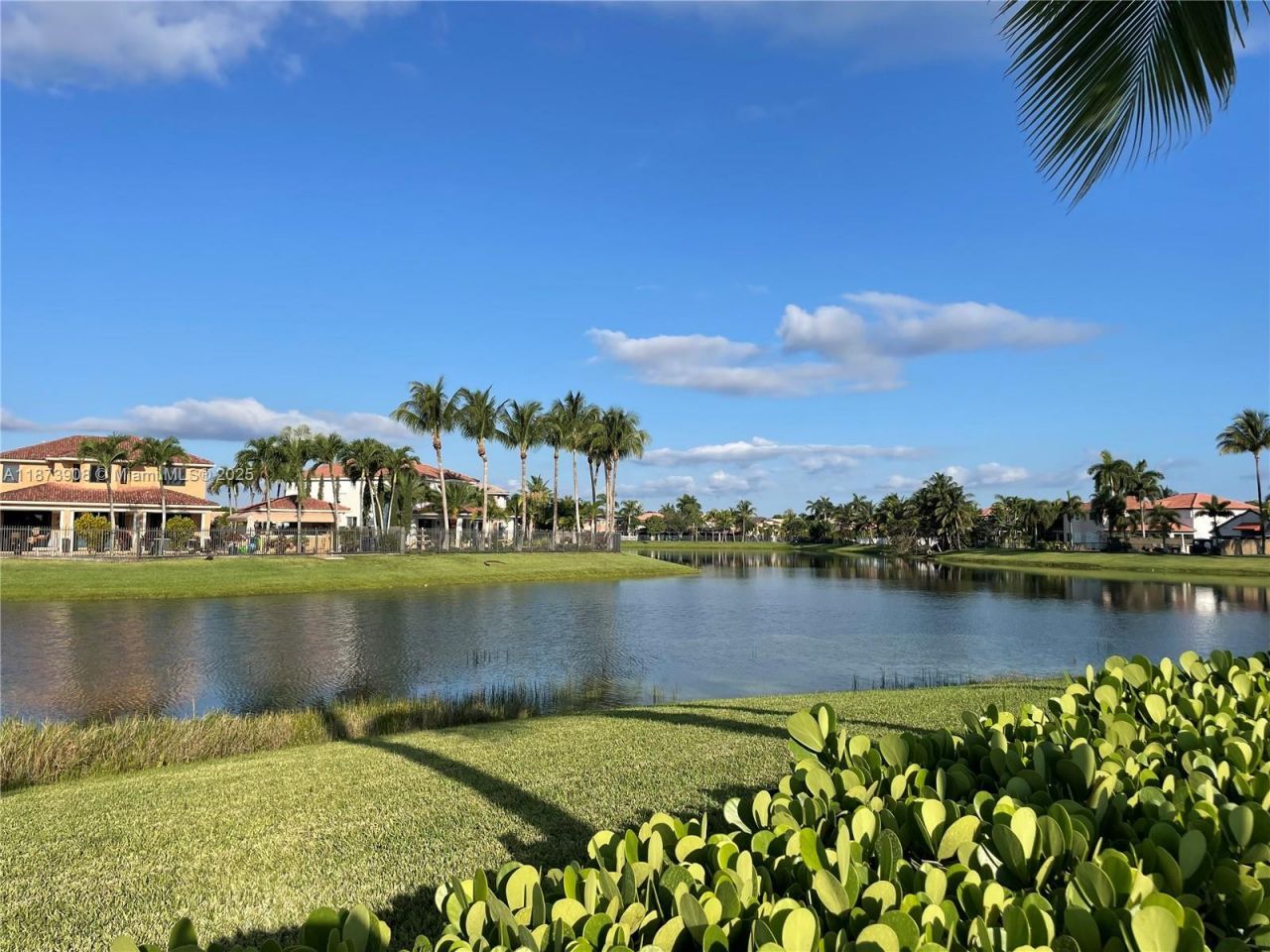 162 Court SW 70 St, Kendall, FL 33193 Photo