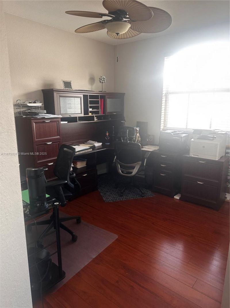 10865 NW 84th St, Doral, FL 33178 Photo