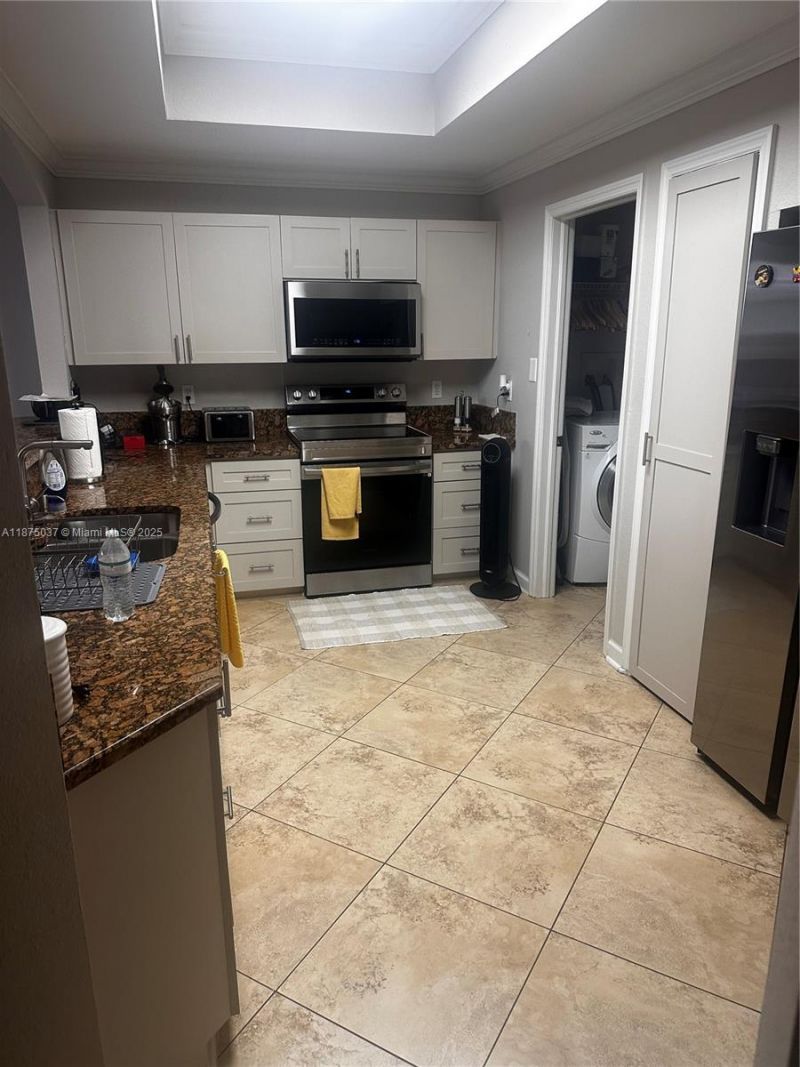 10865 NW 84th St, Doral, FL 33178 Photo