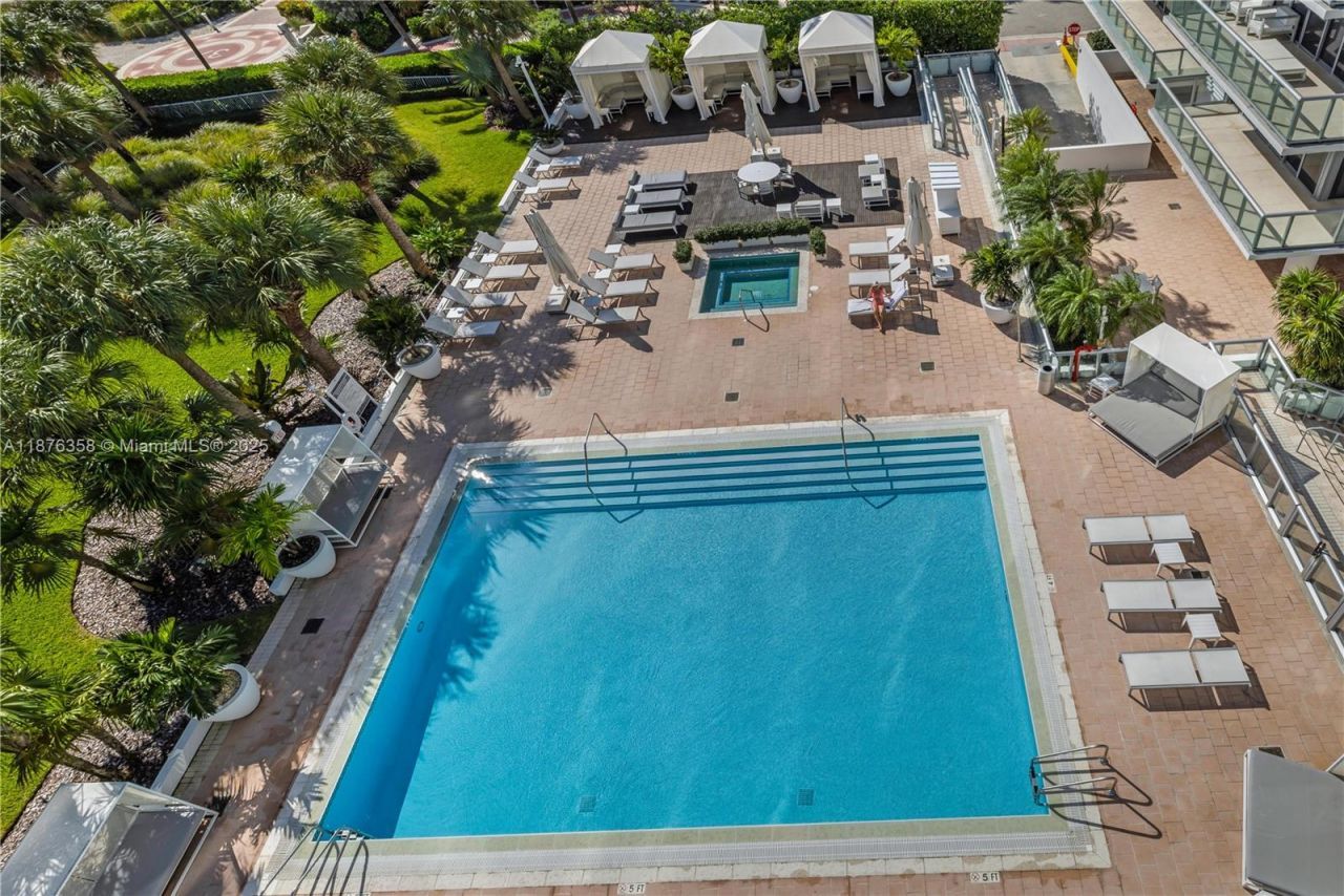 3739 Collins Ave, Unit N-501, Miami Beach, FL 33140 Photo