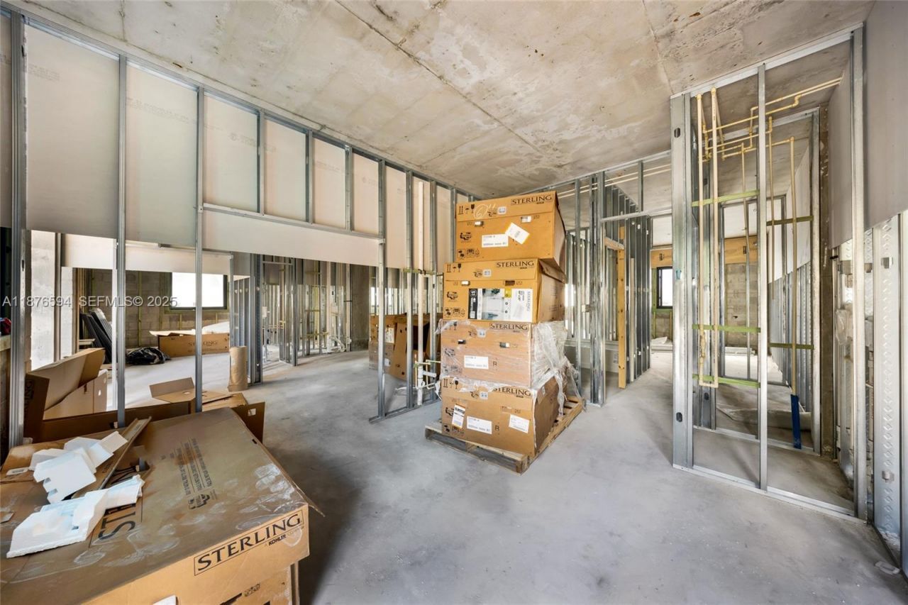 1254 SW 2nd St, Miami, FL 33135 Photo