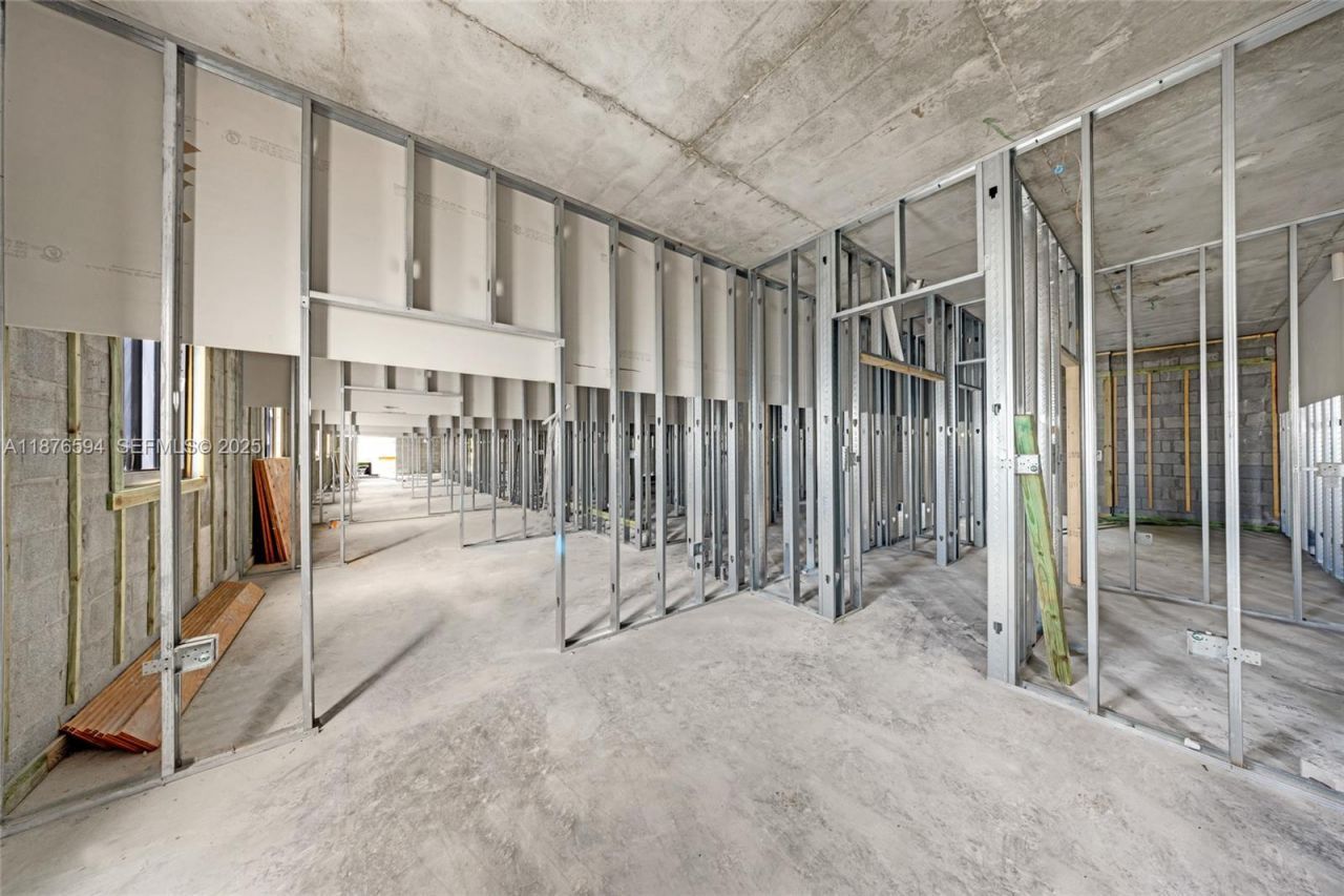 1254 SW 2nd St, Miami, FL 33135 Photo