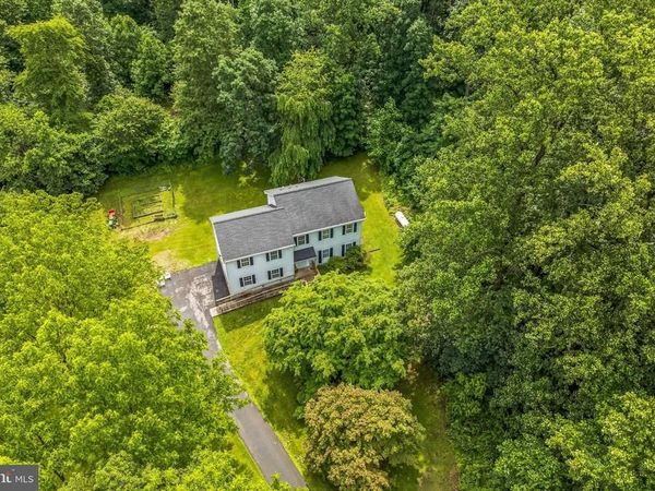 17 OAKLAWN DRIVE, PARKESBURG, PA 19365