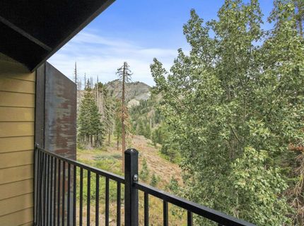 2090 Chalet Road, Alpine Meadows, CA 96146 Photo