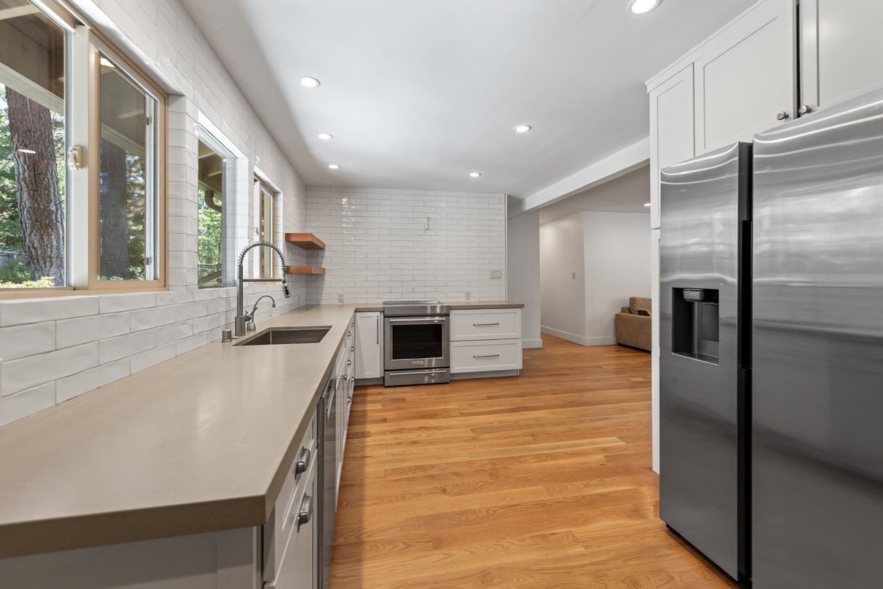 8229 Speckled Avenue, Kings Beach, CA 96143 Photo