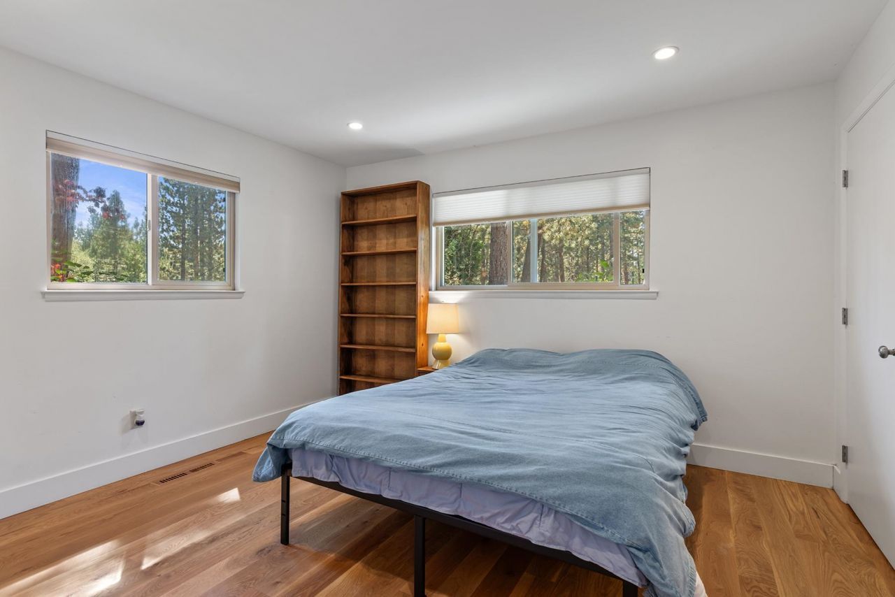 8229 Speckled Avenue, Kings Beach, CA 96143 Photo