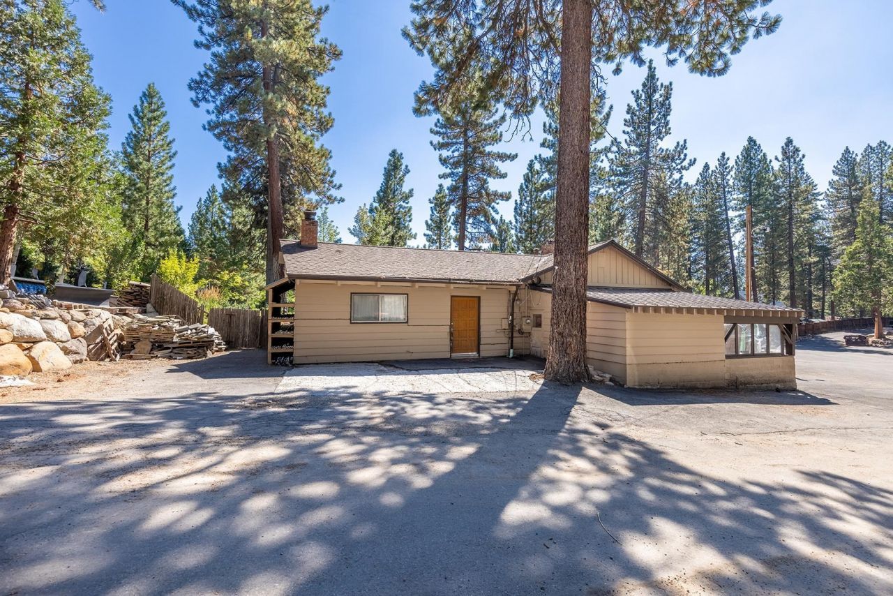 8229 Speckled Avenue, Kings Beach, CA 96143 Photo