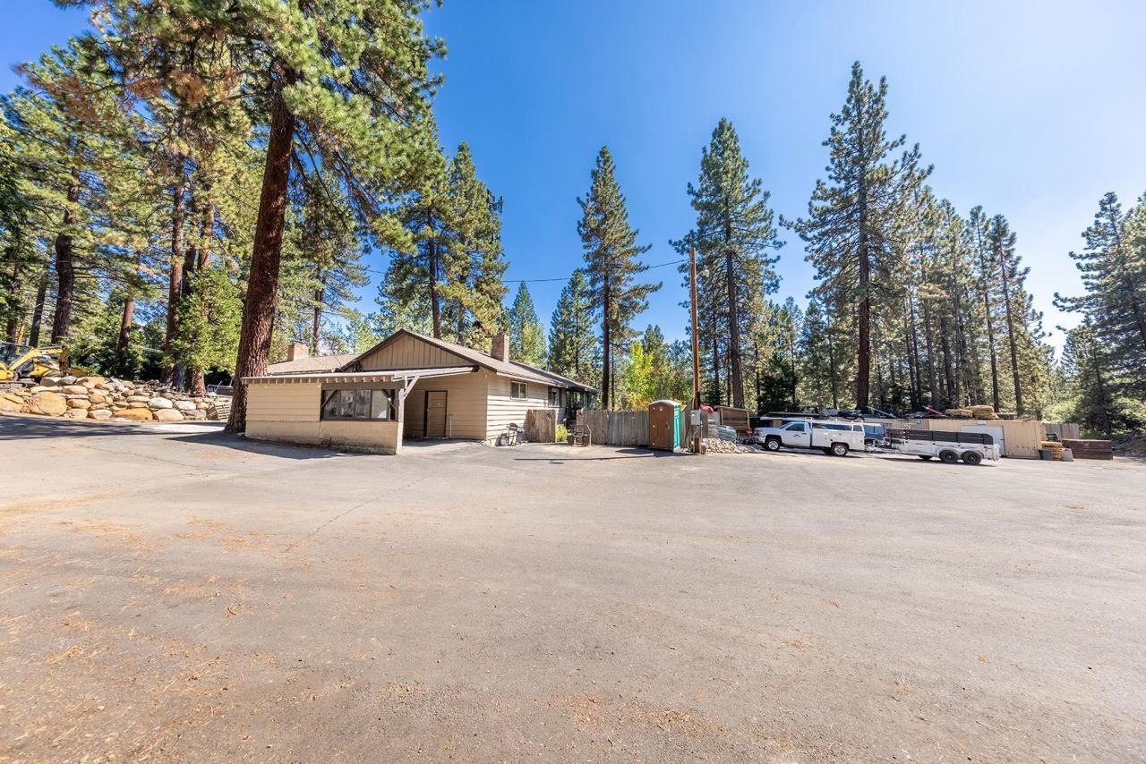 8229 Speckled Avenue, Kings Beach, CA 96143 Photo