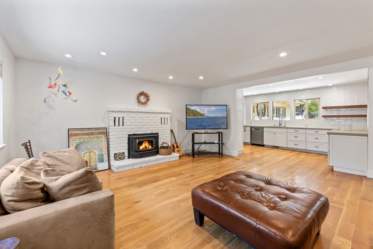 8229 Speckled Avenue, Kings Beach, CA 96143 Photo