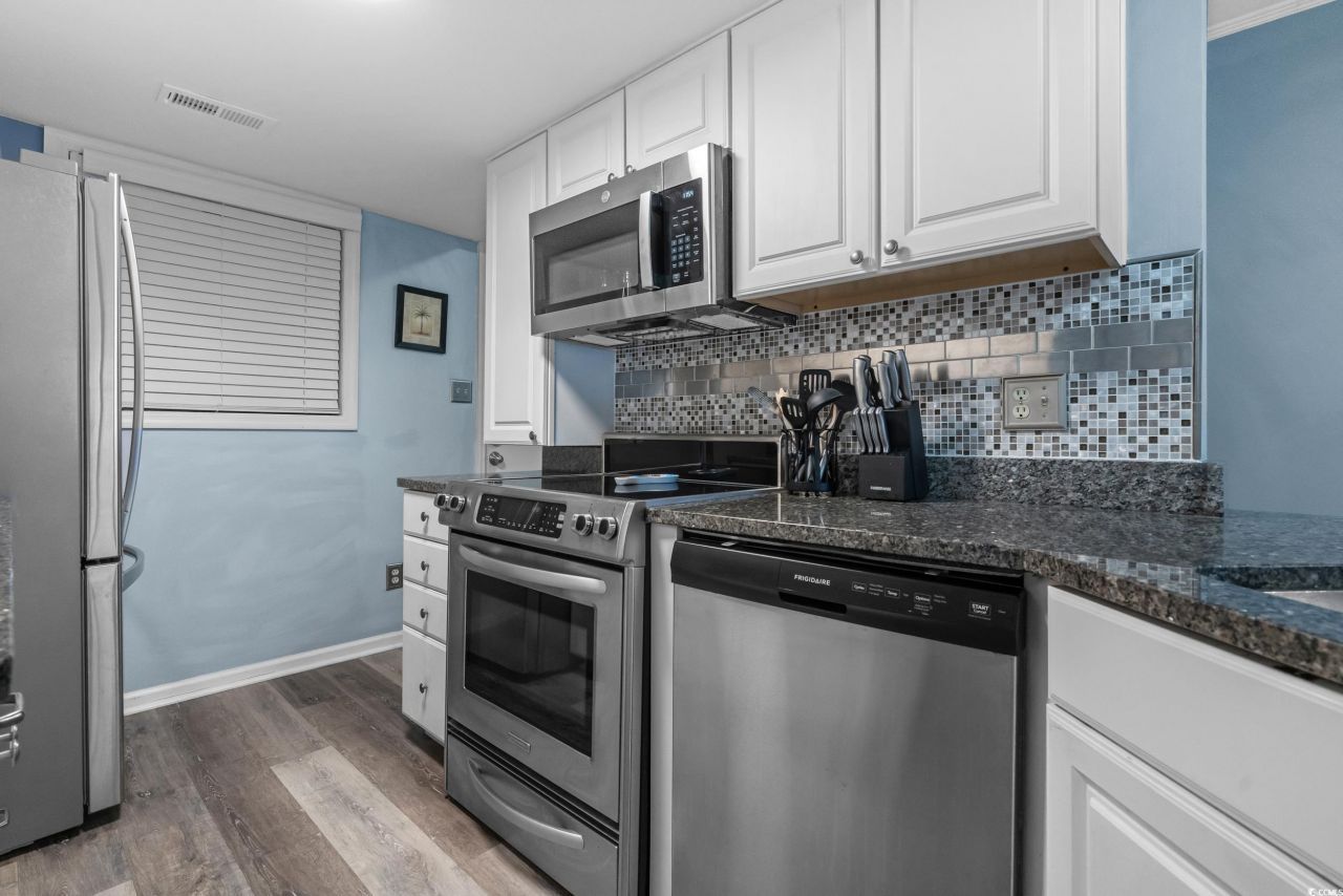 4601 N Ocean Blvd. Photo 16