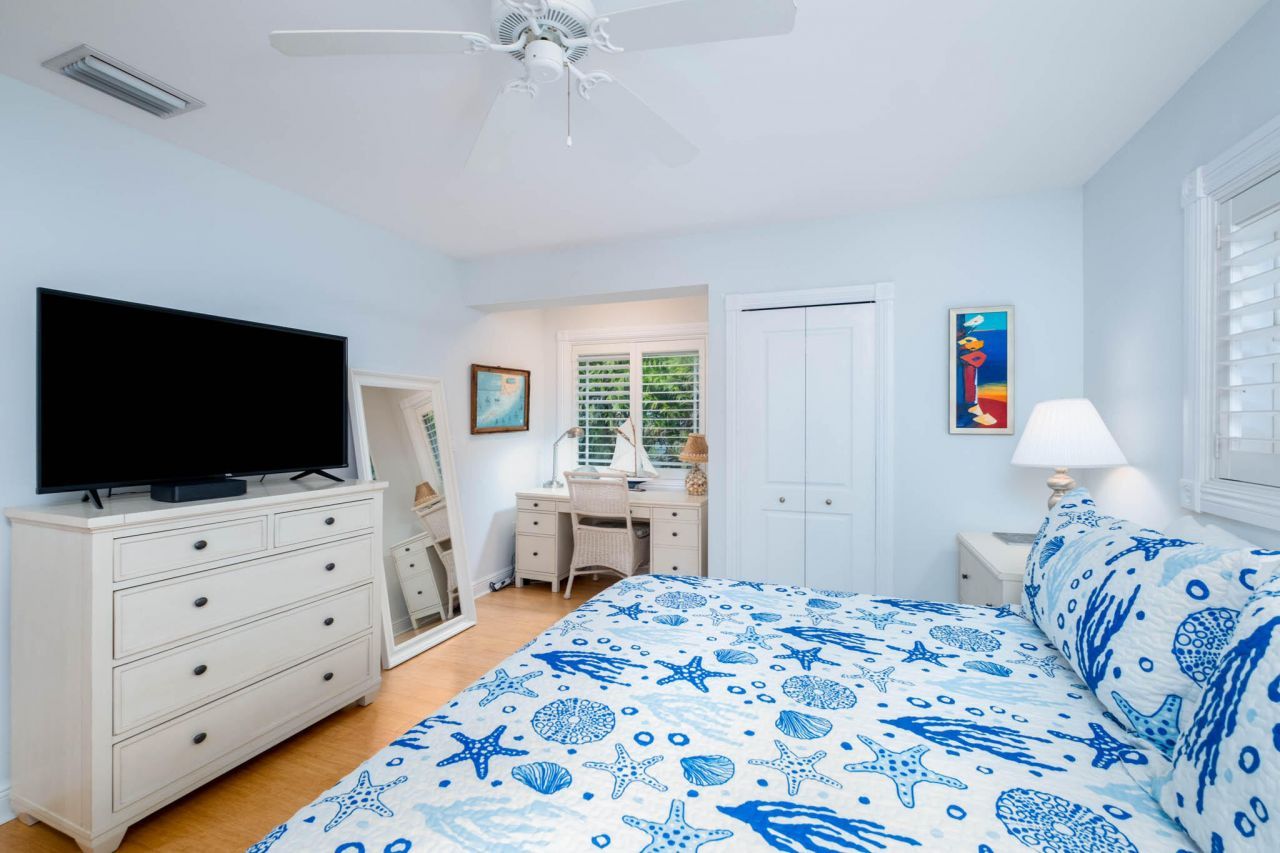 136 Giardino Drive, Islamorada, FL 33036 Photo