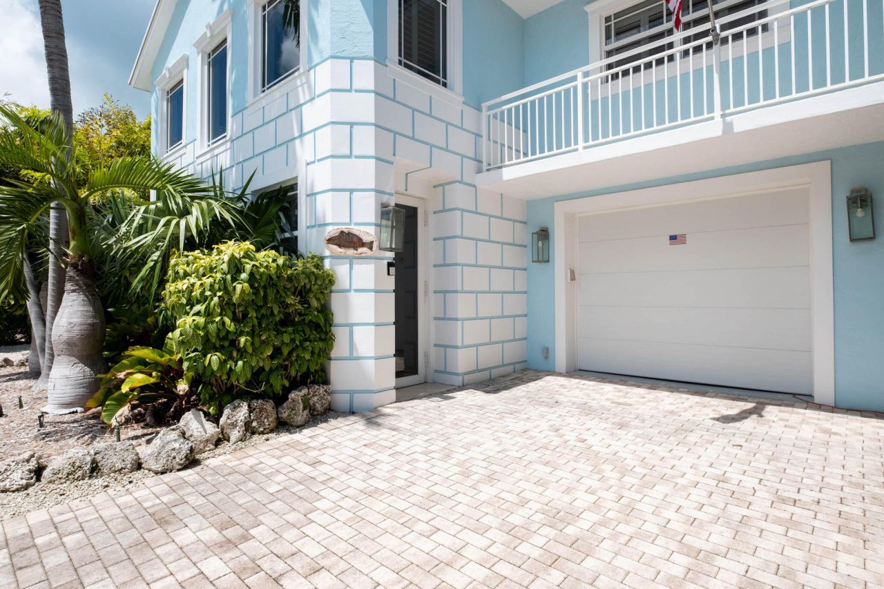 136 Giardino Drive, Islamorada, FL 33036 Photo