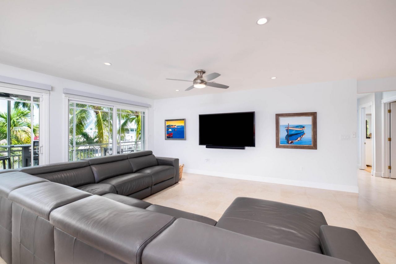 136 Giardino Drive, Islamorada, FL 33036 Photo