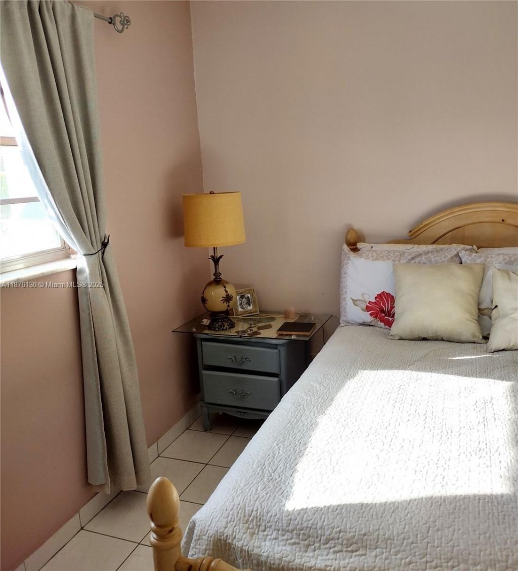 2145 Pierce St, Unit 105, Hollywood, FL 33020 Photo