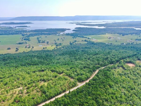 61 SW 235th Street, Talihina, OK 74571