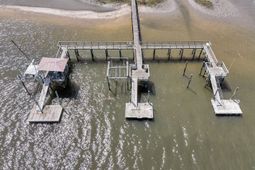 2296 Beckenham Drive photo 4