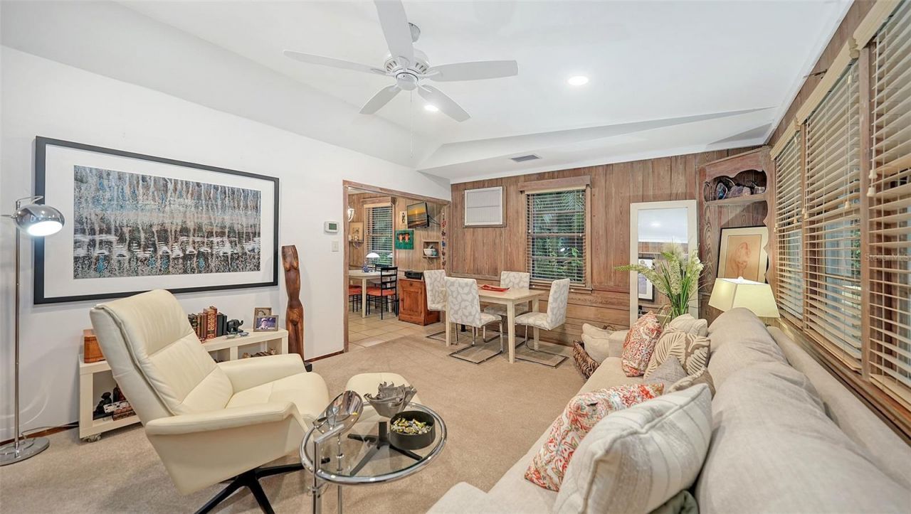 1702 Hillview Street, Sarasota, FL 34239 Photo