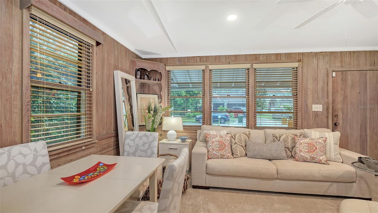 1702 Hillview Street, Sarasota, FL 34239 Photo