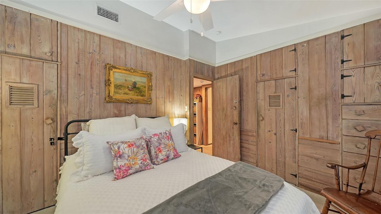 1702 Hillview Street, Sarasota, FL 34239 Photo