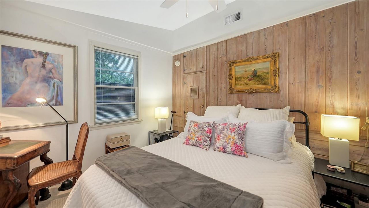 1702 Hillview Street, Sarasota, FL 34239 Photo