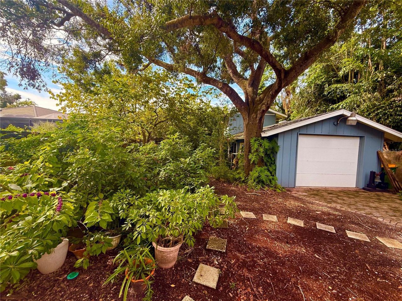 1702 Hillview Street, Sarasota, FL 34239 Photo