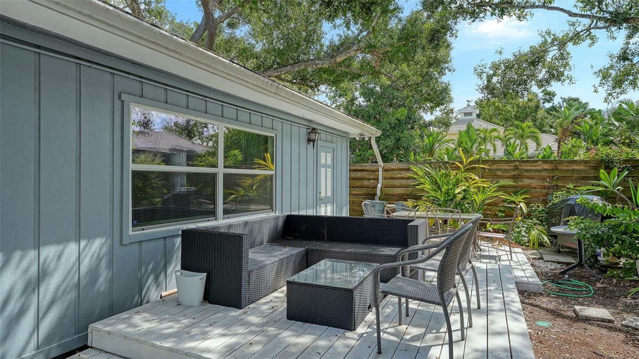 1702 Hillview Street, Sarasota, FL 34239 Photo