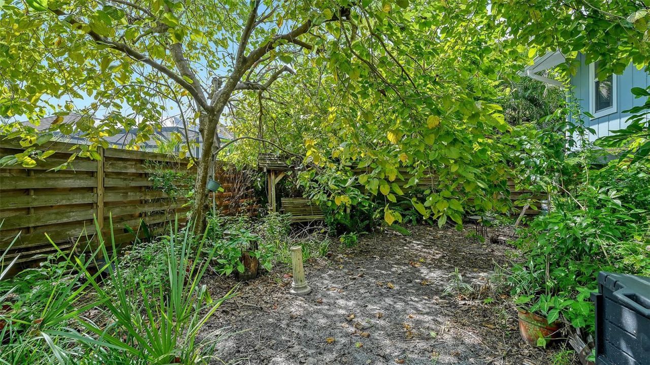 1702 Hillview Street, Sarasota, FL 34239 Photo