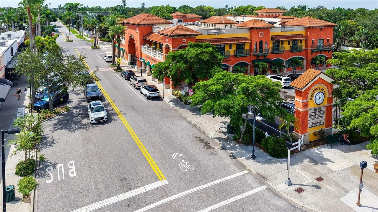 1702 Hillview Street, Sarasota, FL 34239 Photo