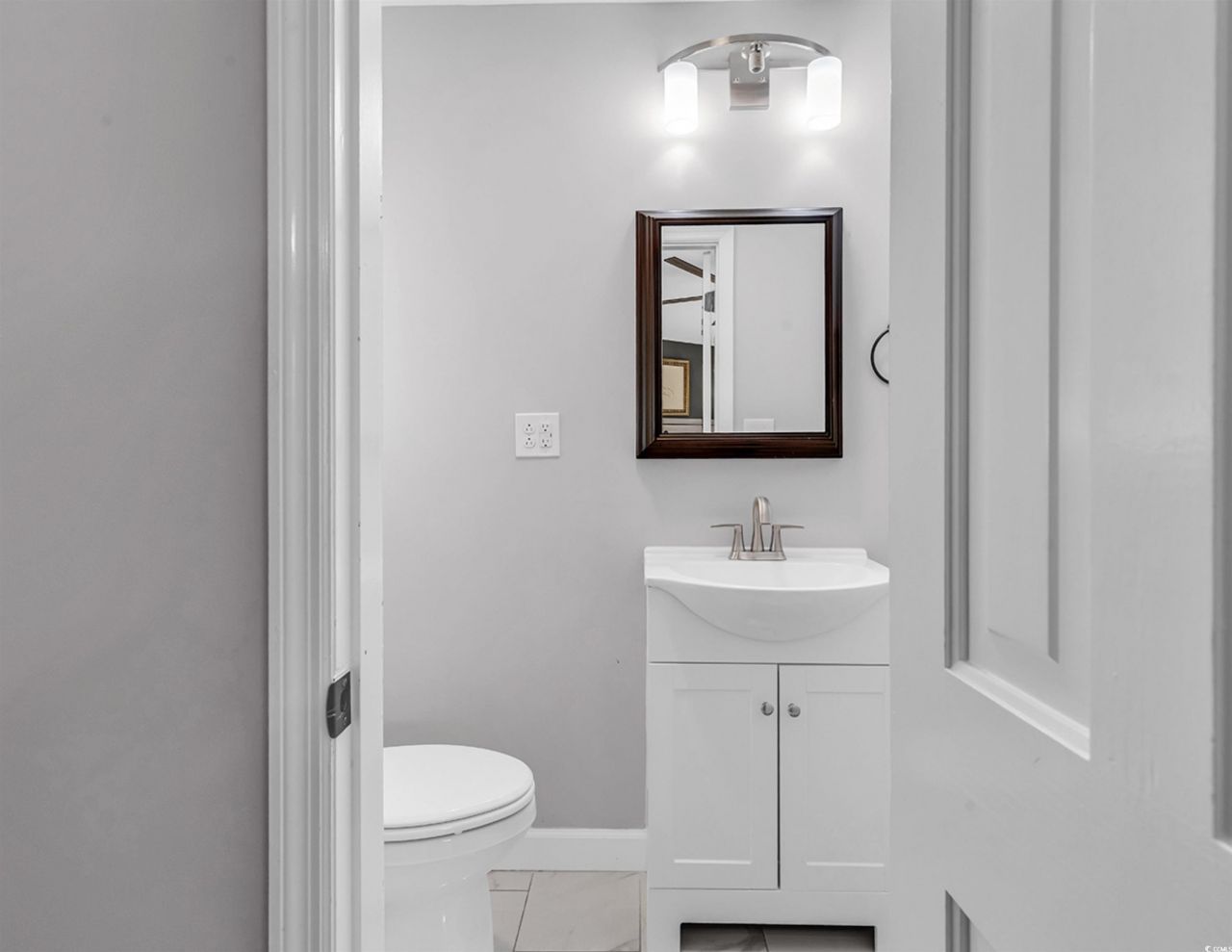 5803 Country Club Dr. Photo 21