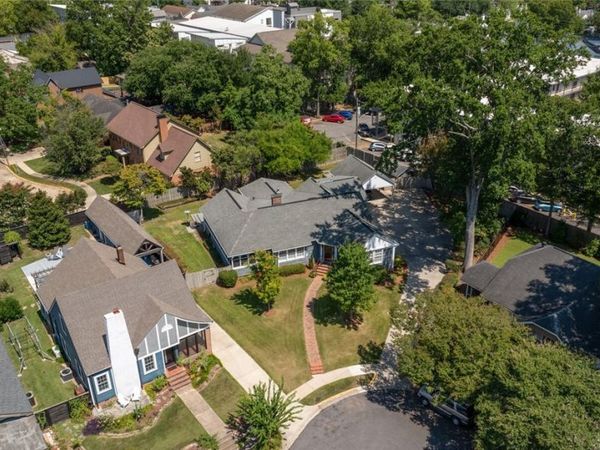 10 Oakwood Ct., Tuscaloosa, AL 35401