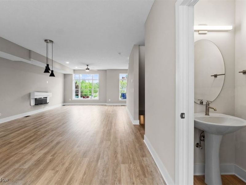 2085 Wynn Road, Unit 2, Cleveland, OH 44118 Photo 16