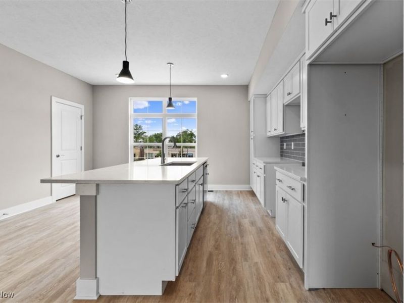 2085 Wynn Road, Unit 2, Cleveland, OH 44118 Photo 5