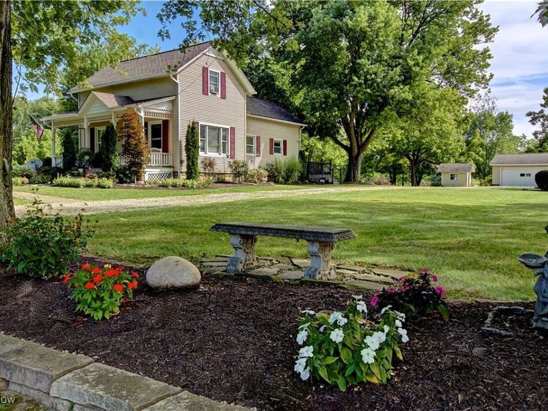 11861 Indian Hollow Road, Grafton, OH 44044 Photo 2