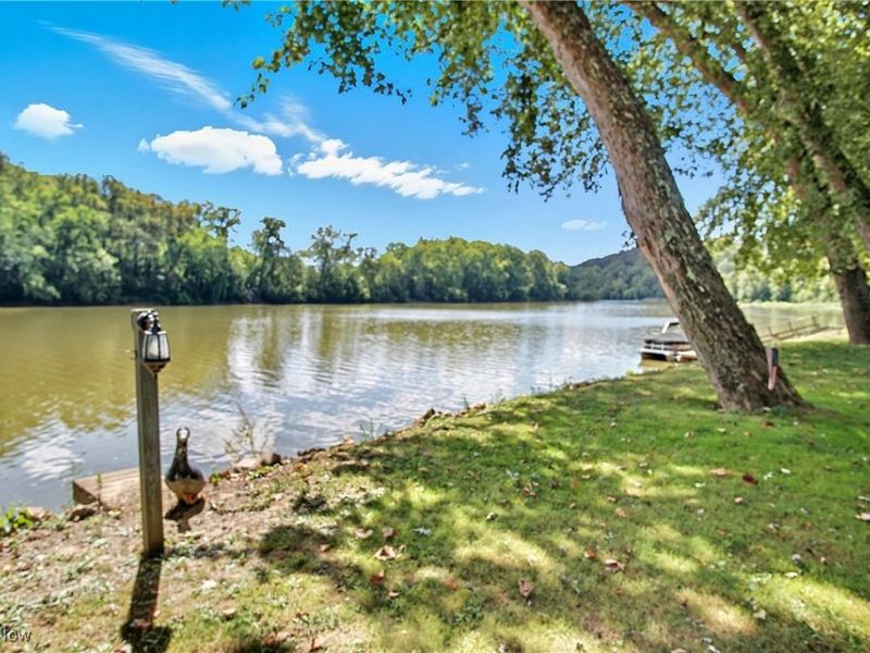 9390 Shady Lane, Blue Rock, OH 43720 Photo 12