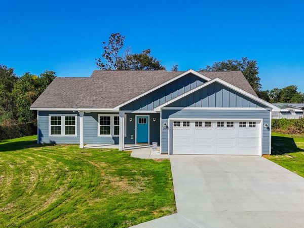 7801 Ponderosa Street, Panama City, FL 32409