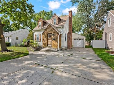 1674 Eaton Road, Berkley, MI 48072