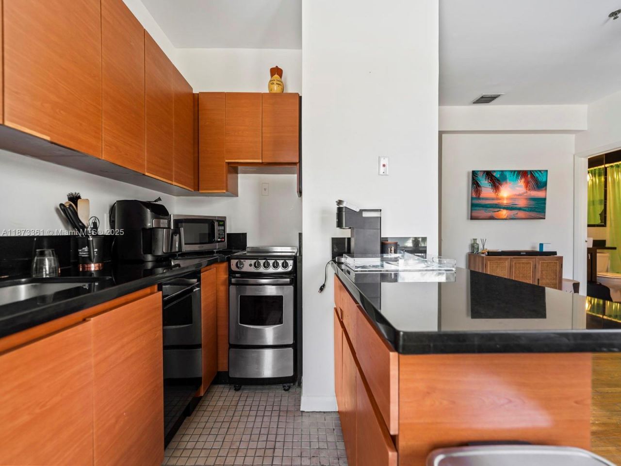 1244 Pennsylvania Ave, Unit 302, Miami Beach, FL 33139 Photo