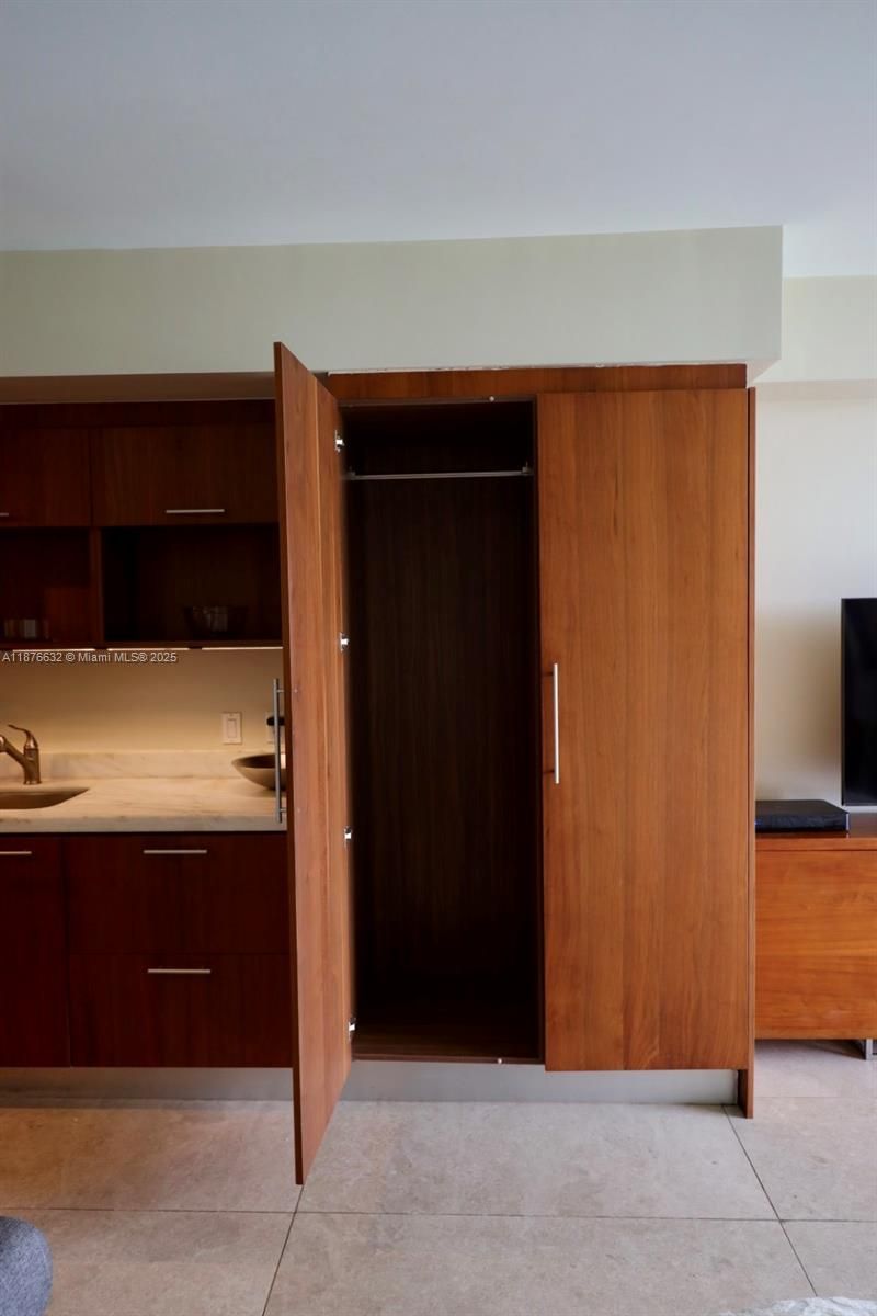 50 Biscayne Blvd, Unit 711, Miami, FL 33132 Photo