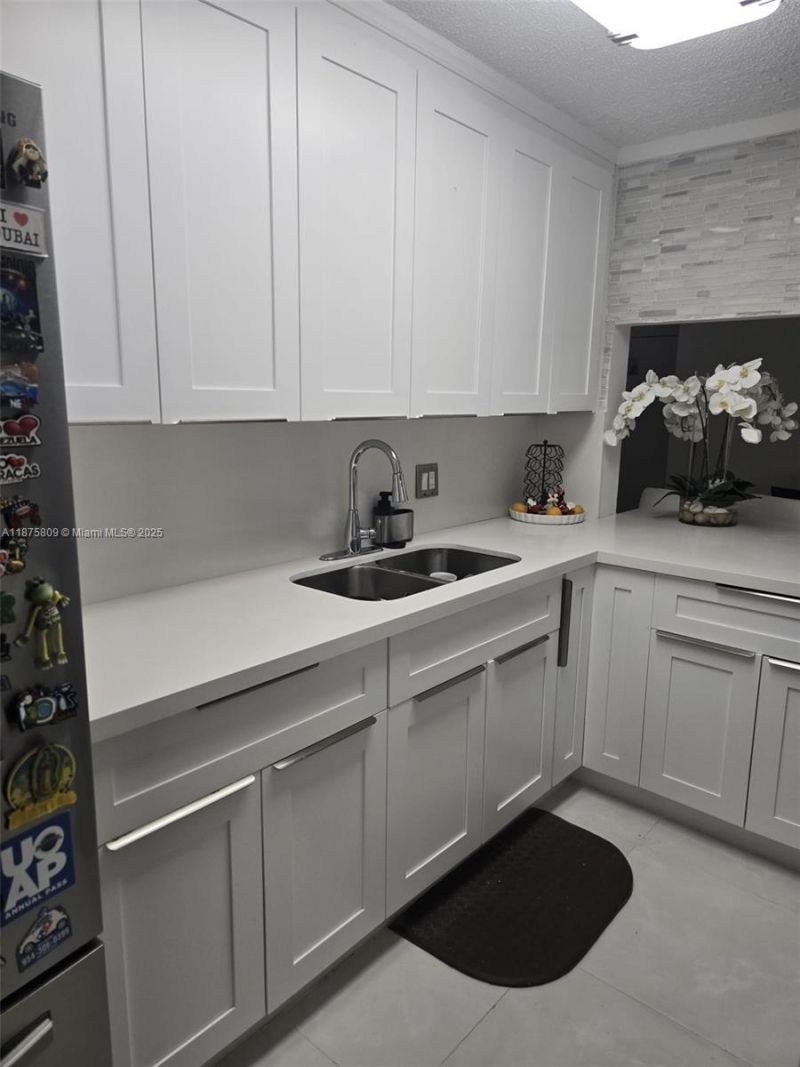 9410 Live Oak Pl, Unit 103, Davie, FL 33324 Photo