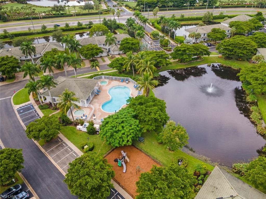 8169 Pacific Beach Dr, Fort Myers, FL 33966 Photo