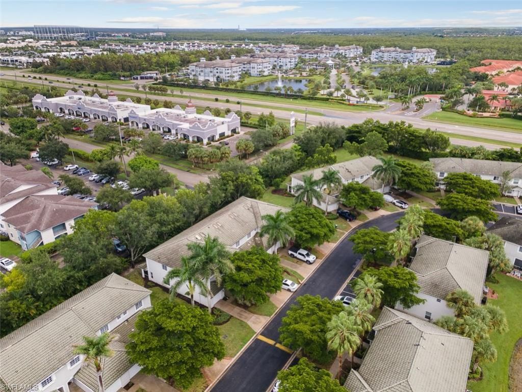 8169 Pacific Beach Dr, Fort Myers, FL 33966 Photo