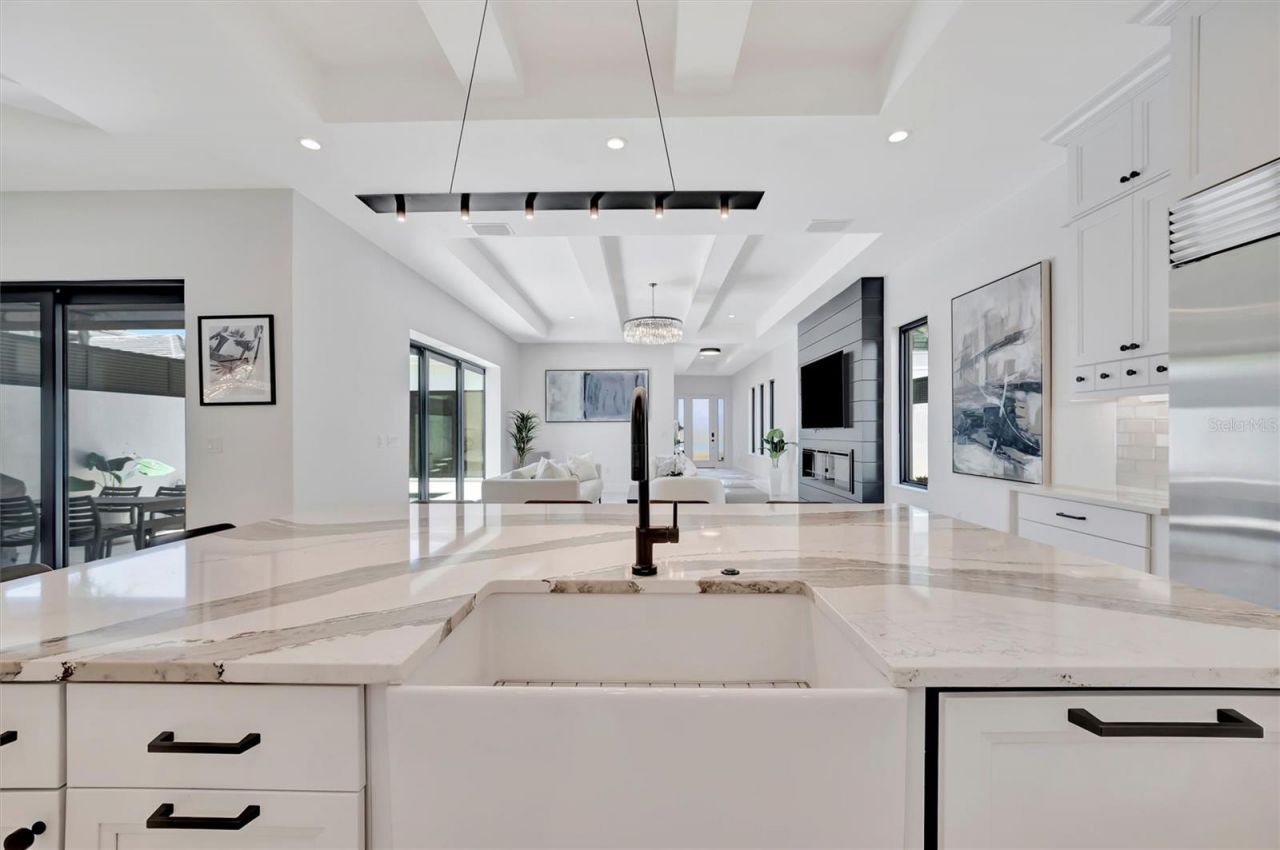 5939 Redbay Boulevard, Bradenton, FL 34210 Photo