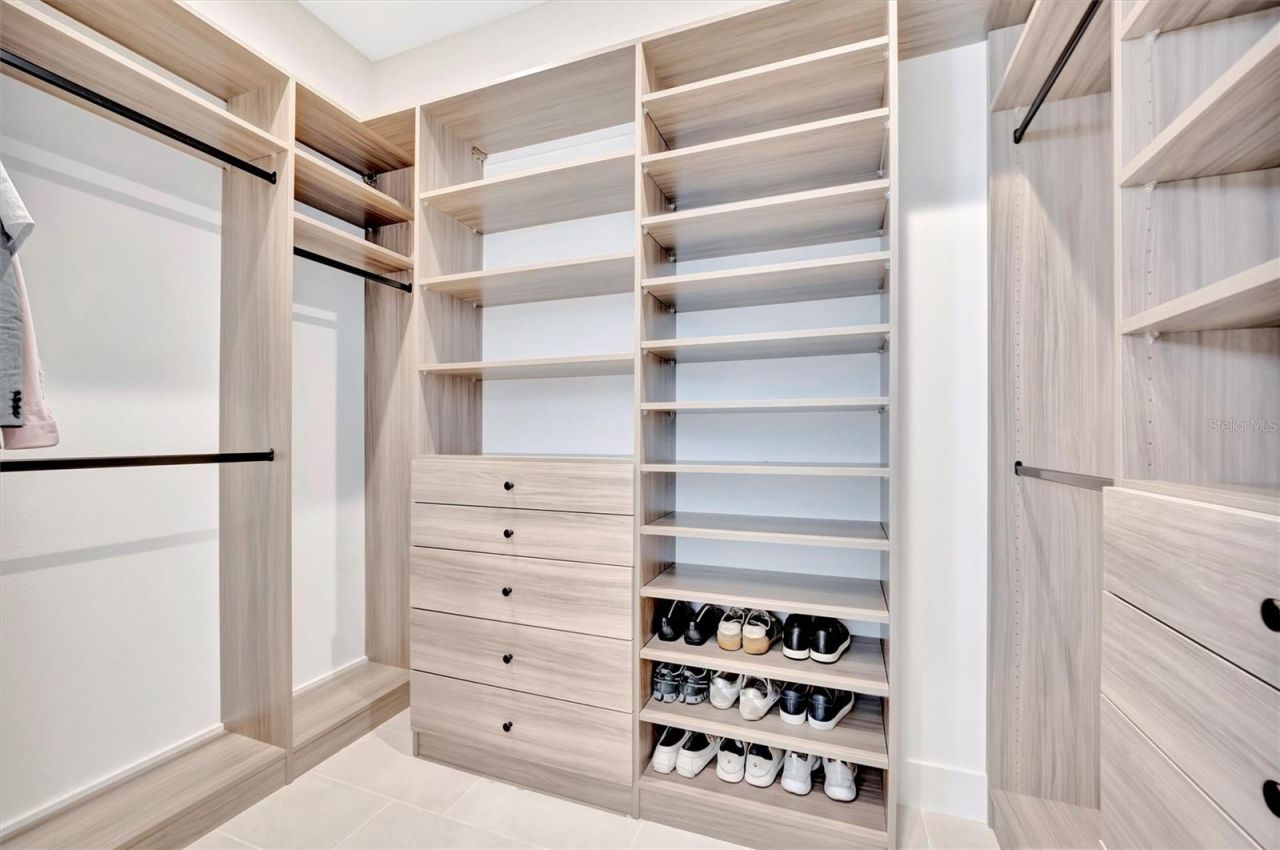 5939 Redbay Boulevard, Bradenton, FL 34210 Photo