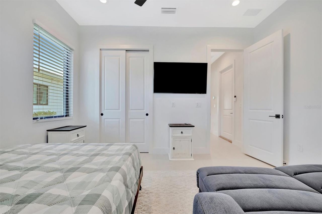 5939 Redbay Boulevard, Bradenton, FL 34210 Photo