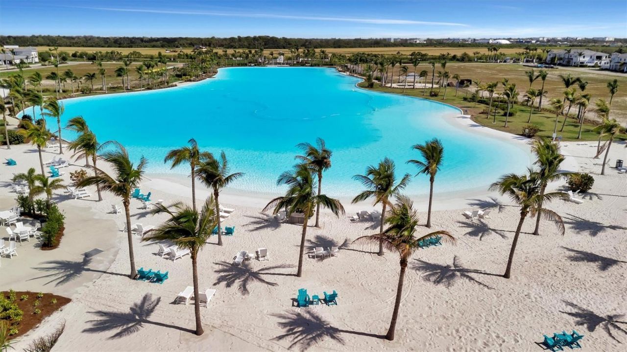 5939 Redbay Boulevard, Bradenton, FL 34210 Photo